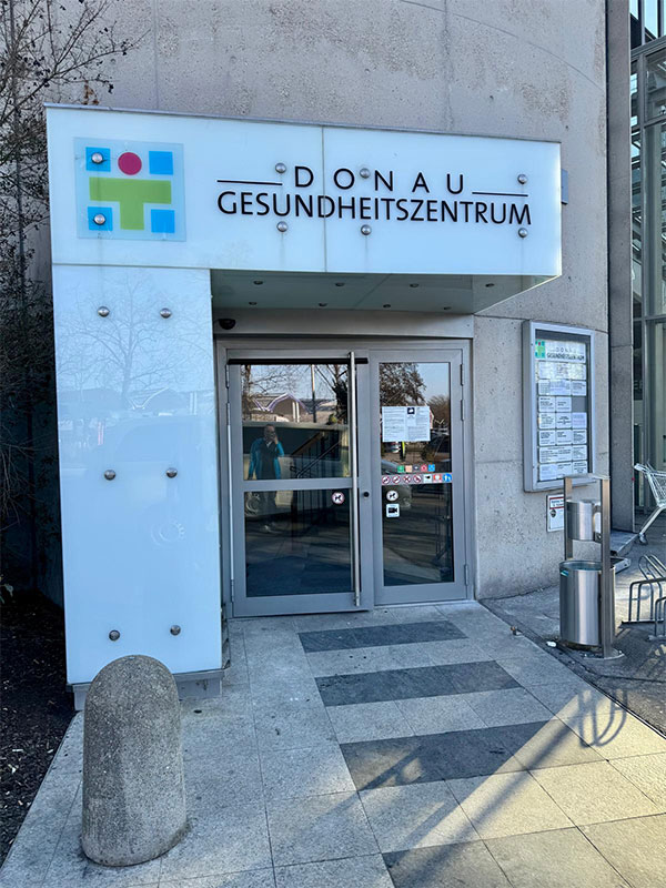 Eingangsbereich, Donaugesundheitszentrum, HNO Praxis im DEZ
